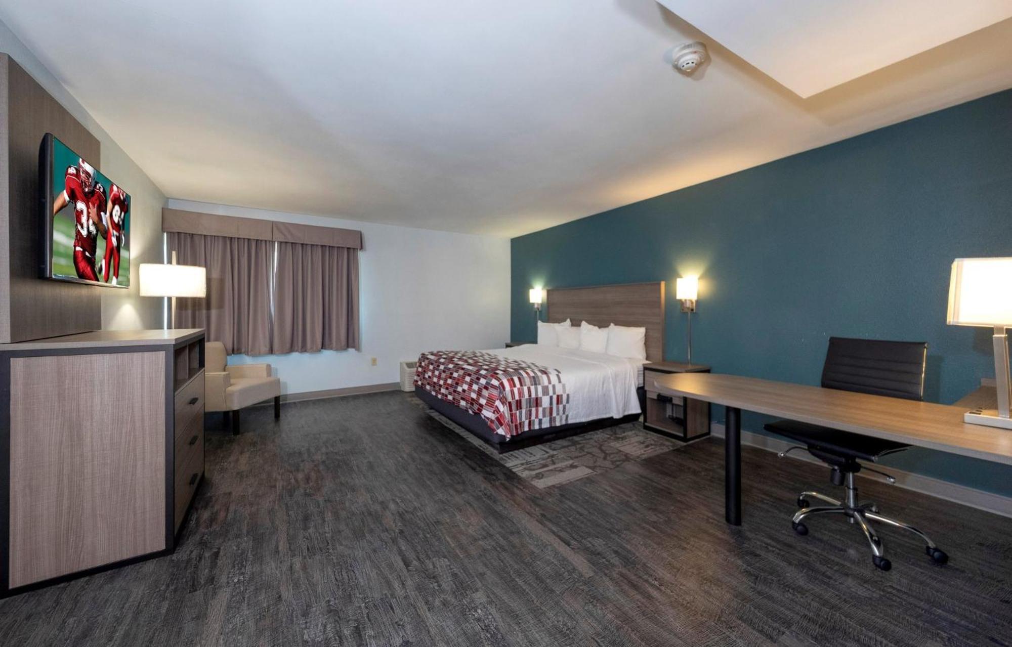 Red Roof Inn & Suites Wilmington - New Castle Exterior foto